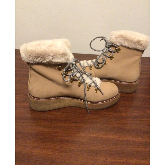 J.CREW LEATHER BOOT WITH RUBBER PLATFORM HEEL SZ 9 - Picture 6 of 12